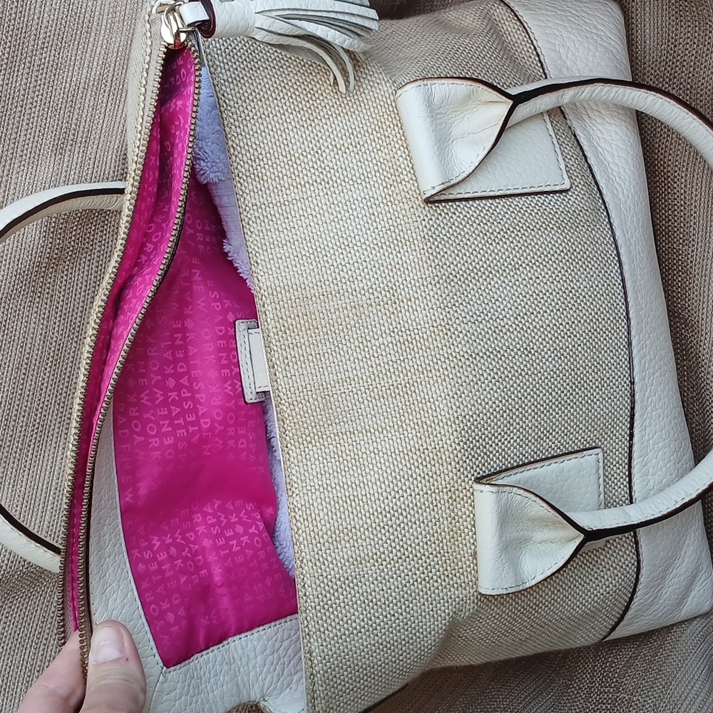 Kate Spade Cream and Pink Satchel - Picture 3 of 17